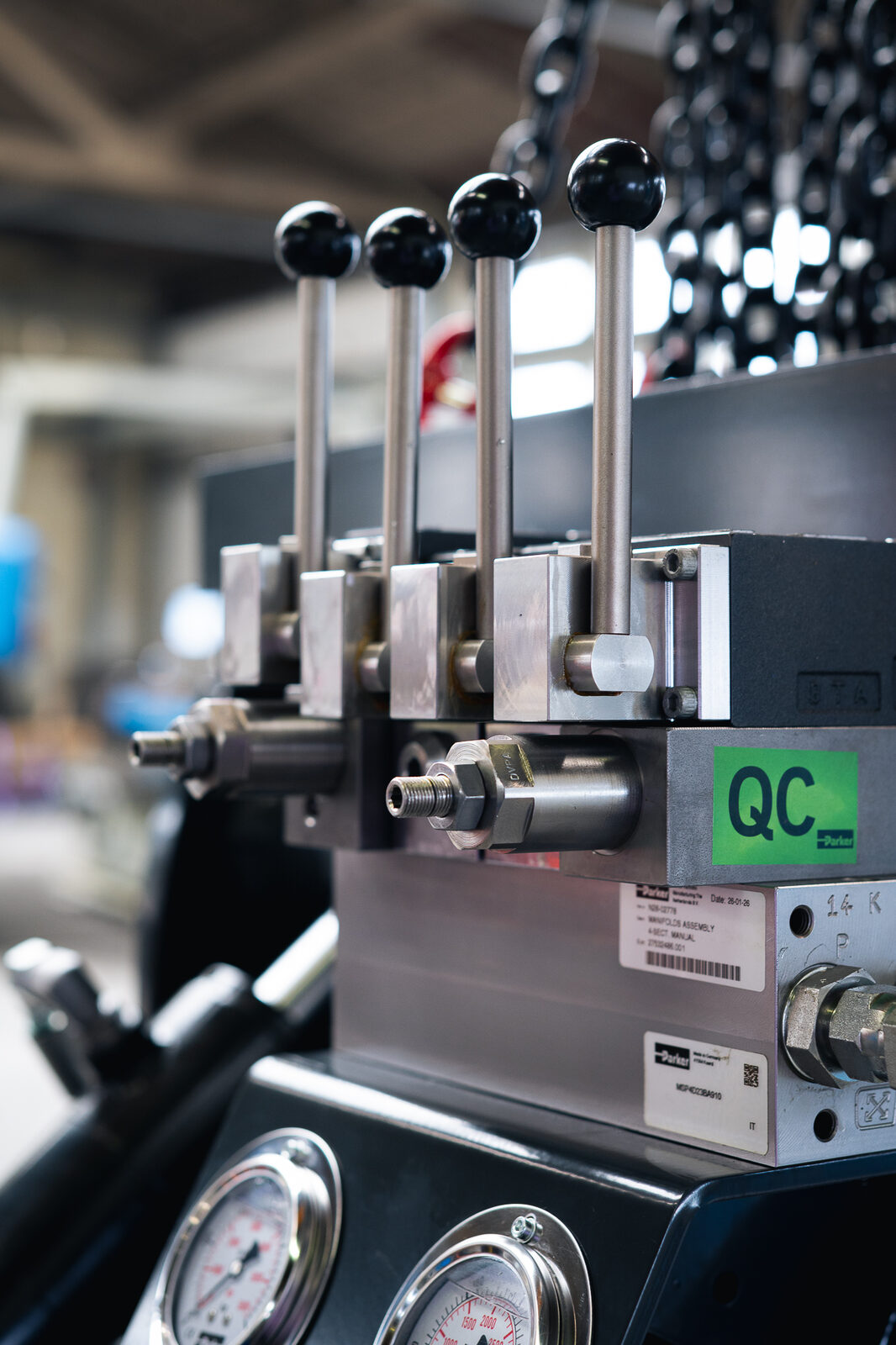 Hydraulic control levers.